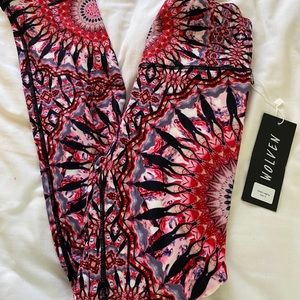 Wolven Threads Shakti leggings NWT